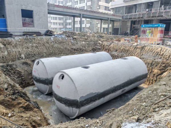 混凝土化粪池